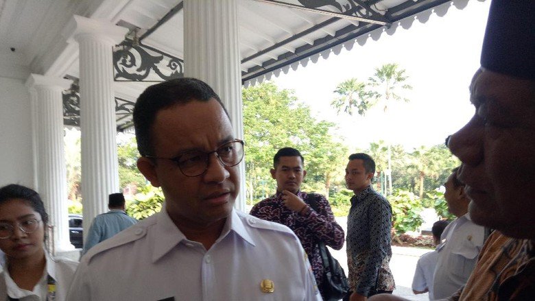 Kritik (Membangun) Untuk Anies-Sandi, Ahok Memang Beda 